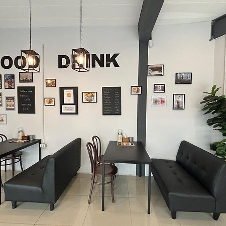 Udomsuk Inn & Cafe - Bts Udomsuk Bangkok Exterior foto